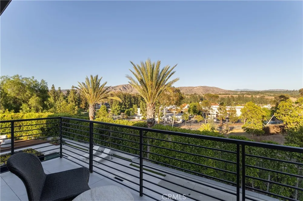 11236 Amberdale Drive Tustin, CA 92782