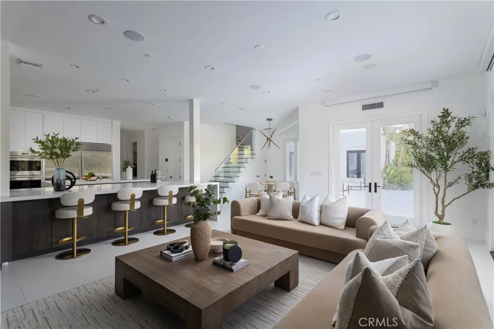 11236 Amberdale Drive Tustin, CA 92782
