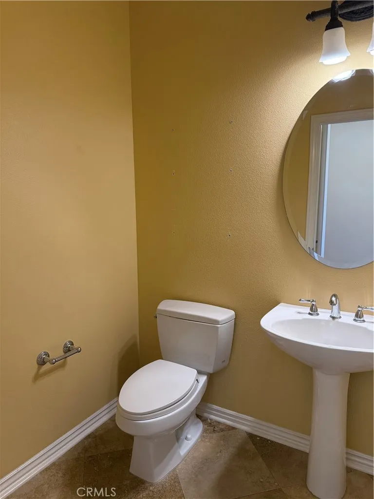 5 Stonegate Irvine, CA 92602
