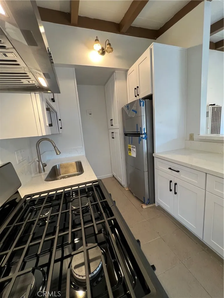 240 W Mayfair Orange, CA 92867