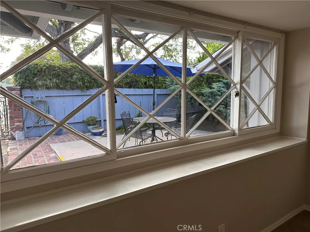 16711 Greenview Huntington Beach, CA 92649