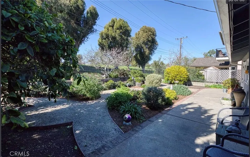 16711 Greenview Huntington Beach, CA 92649