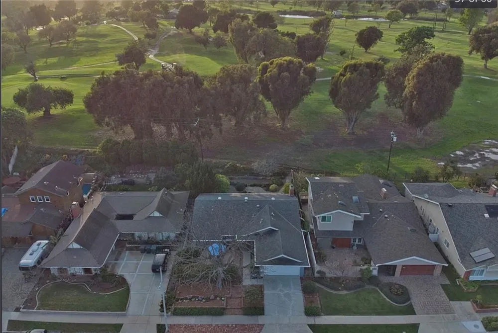 16711 Greenview Huntington Beach, CA 92649