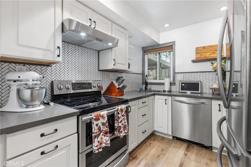 3621 Towne Park Circle Pomona, CA 91767