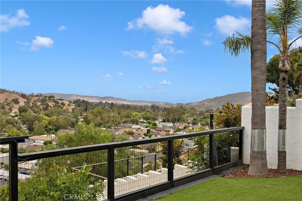 29252 Country Hills San Juan Capistrano, CA 92675