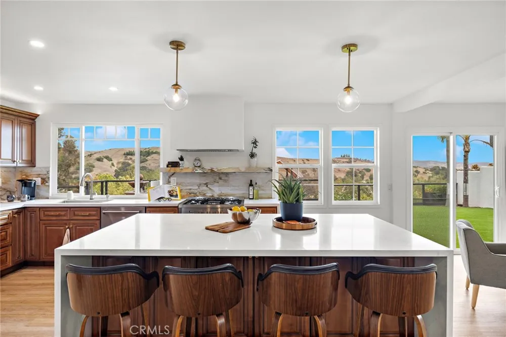 29252 Country Hills San Juan Capistrano, CA 92675