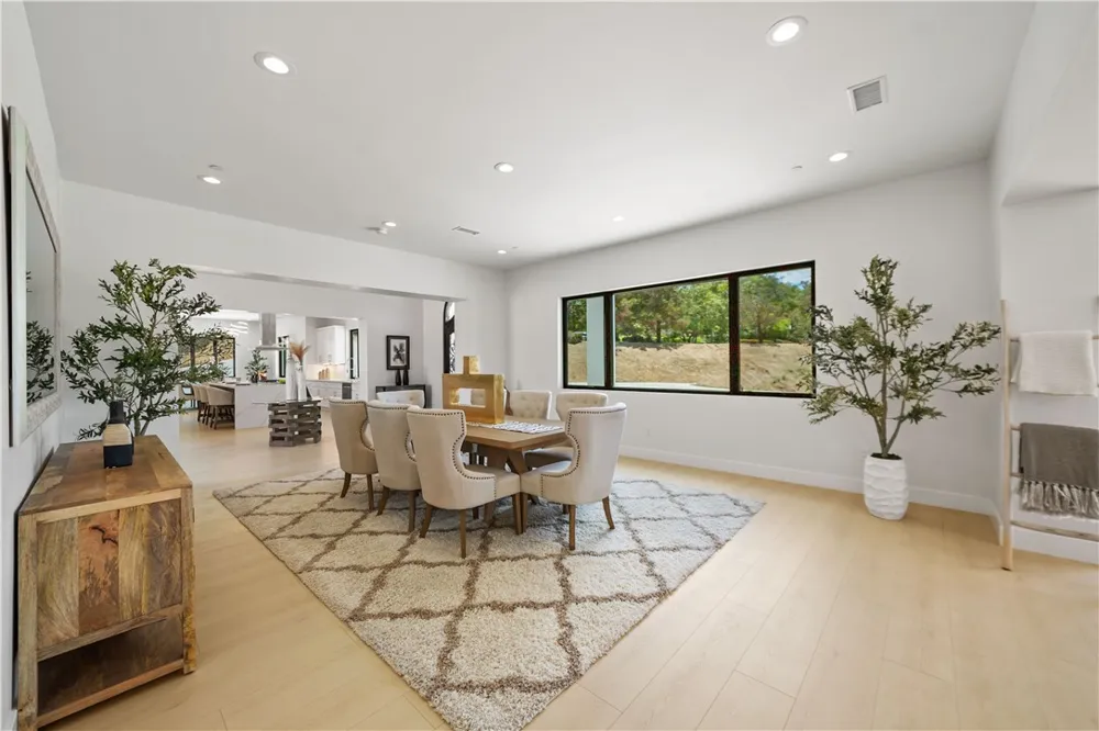 2027 Via Monserate Fallbrook, CA 92028