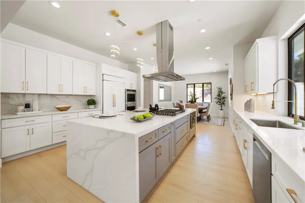 2027 Via Monserate Fallbrook, CA 92028