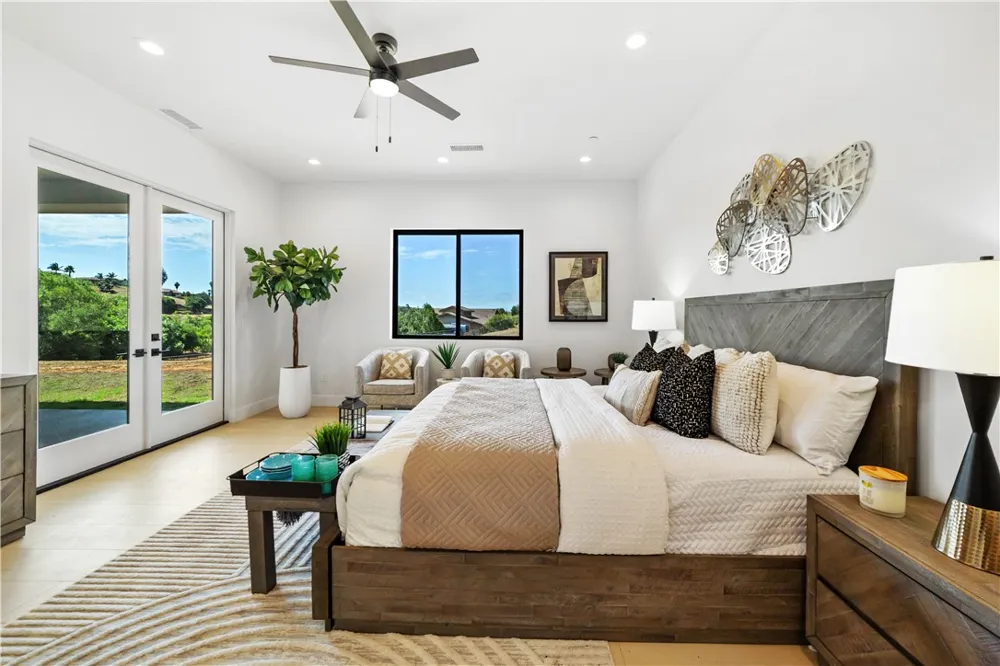 2027 Via Monserate Fallbrook, CA 92028