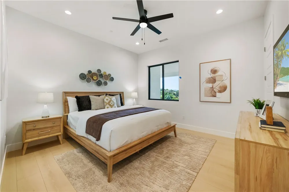 2027 Via Monserate Fallbrook, CA 92028