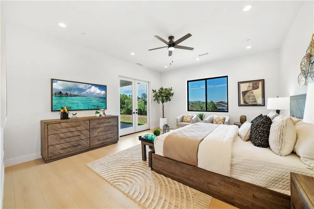 2027 Via Monserate Fallbrook, CA 92028