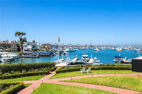21 Bay Island