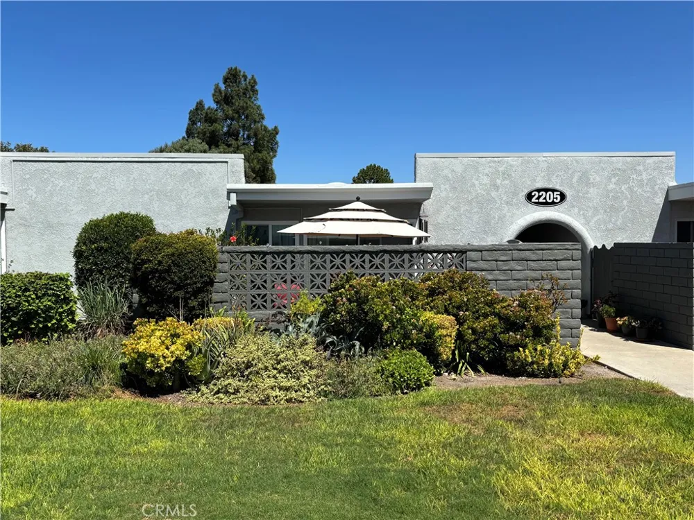 2205 Via Mariposa E #G Laguna Woods, CA 92637