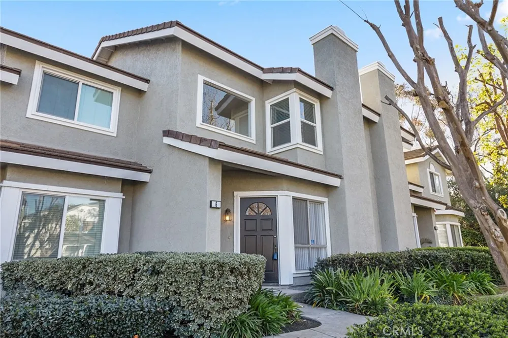 6 Greenmoor Irvine, CA 92614