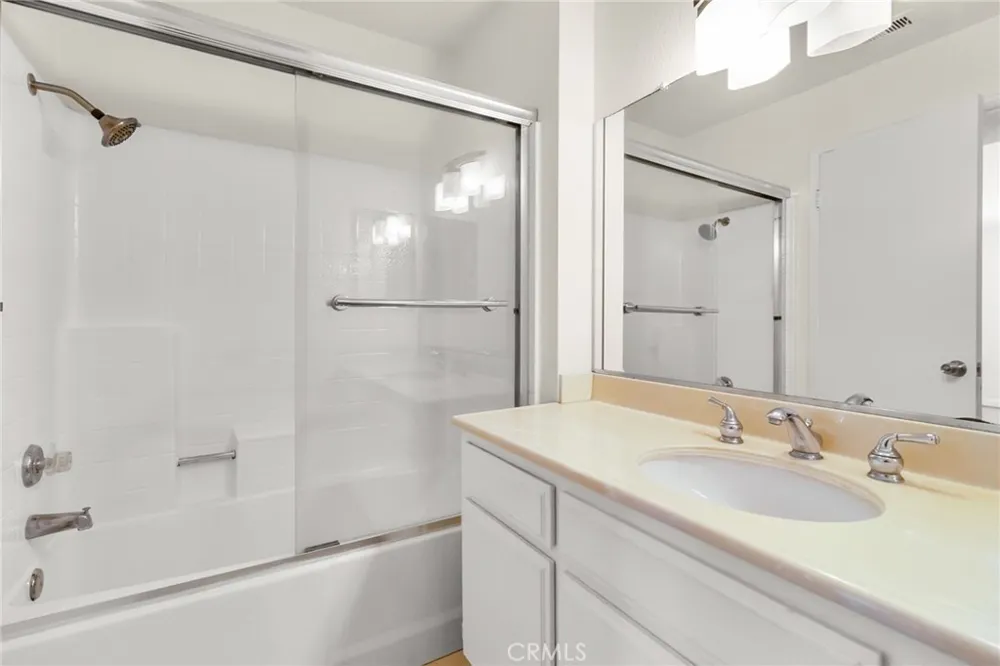 6 Greenmoor Irvine, CA 92614