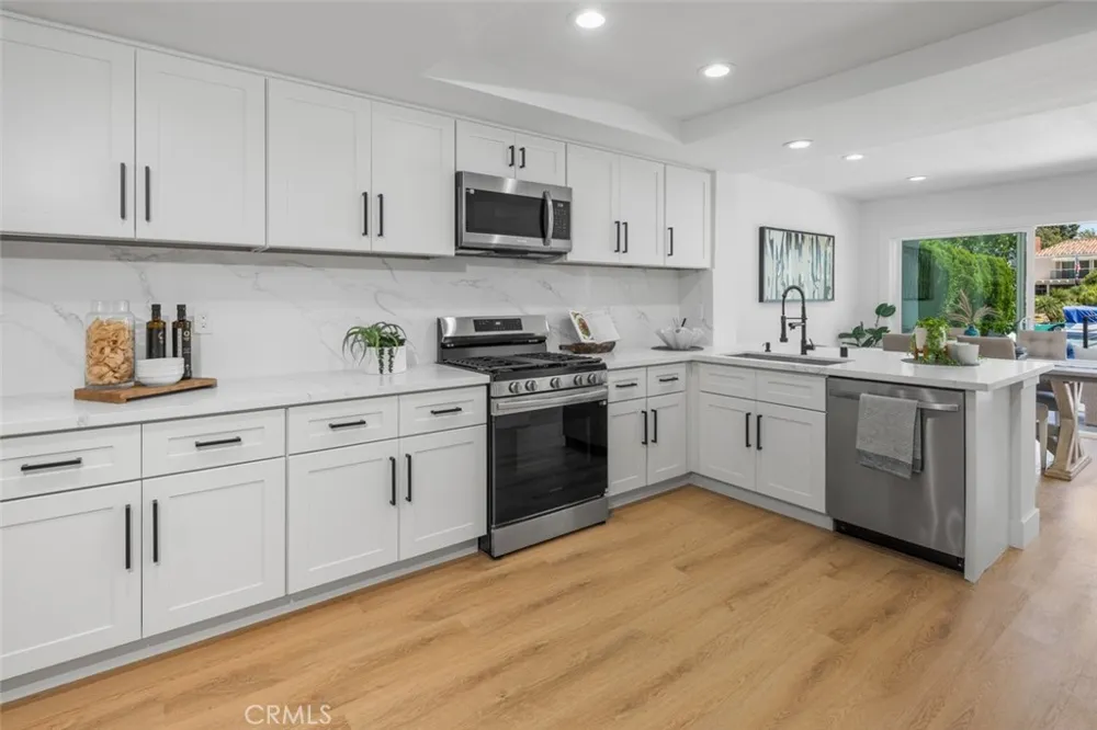 22627 Lakeside Lane Lake Forest, CA 92630