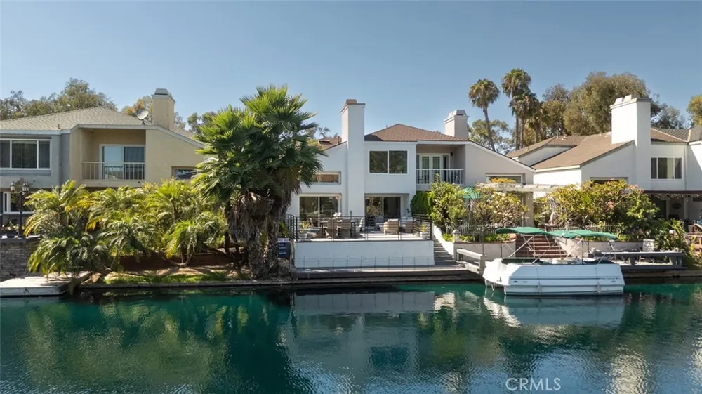 22627 Lakeside Lane Lake Forest, CA 92630