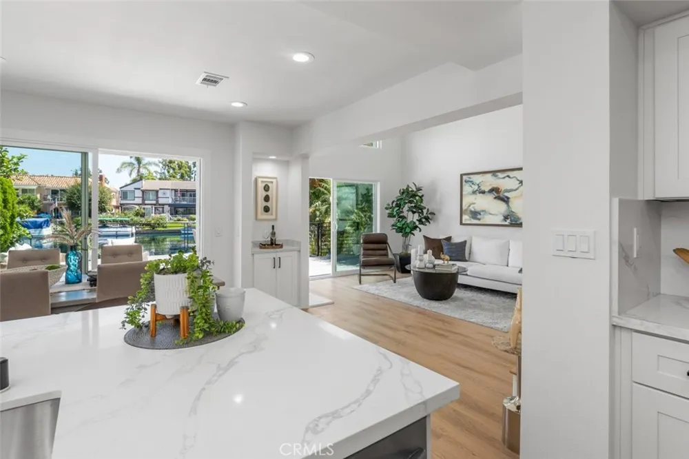 22627 Lakeside Lane Lake Forest, CA 92630