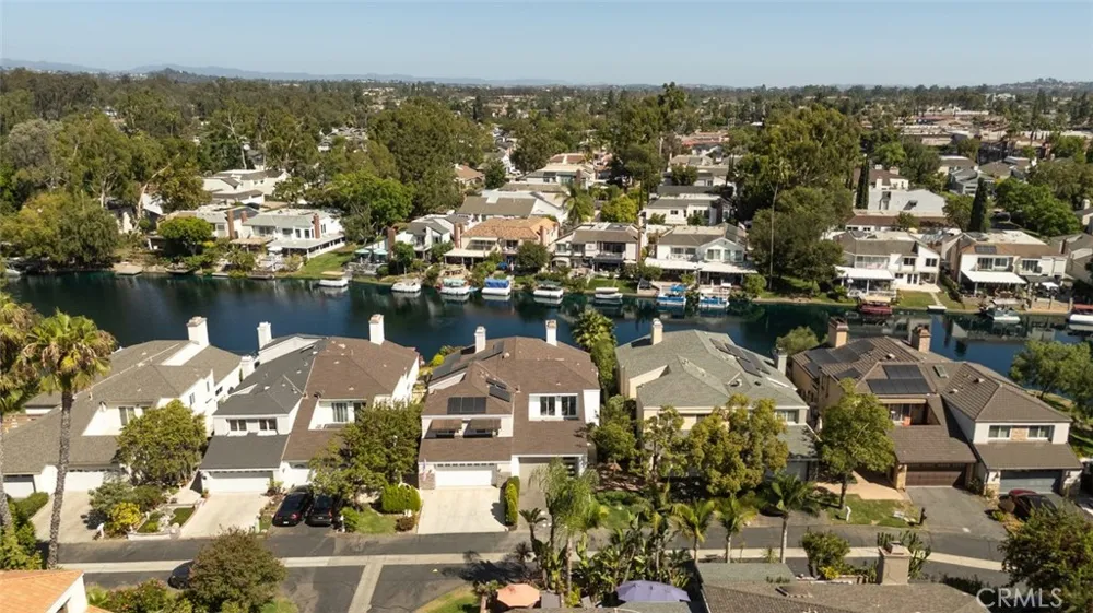 22627 Lakeside Lane Lake Forest, CA 92630