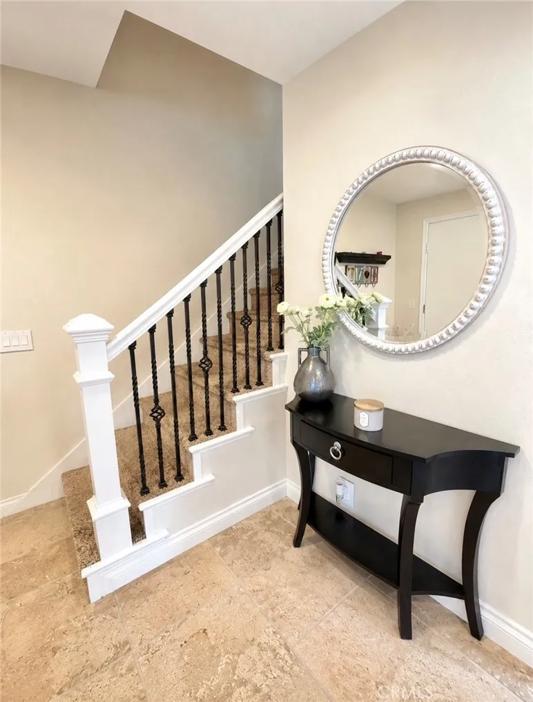 10 Sunflower Irvine, CA 92604
