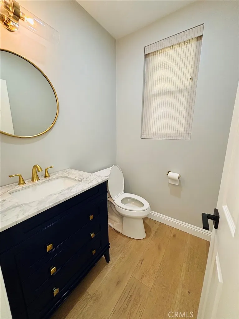 518 Goldenwest Huntington Beach, CA 92648