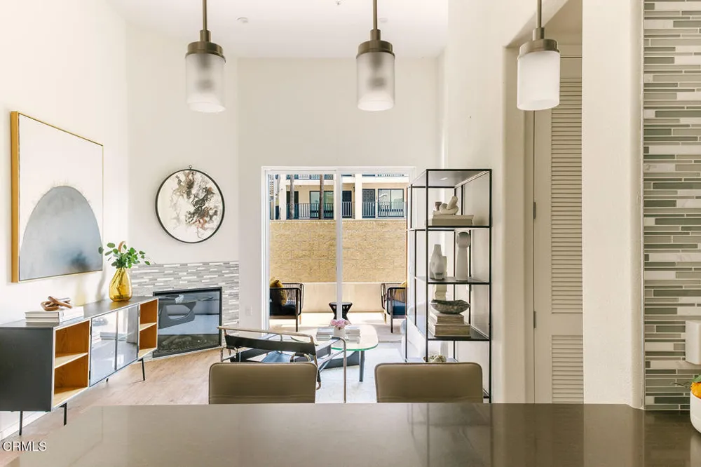 124 W Colorado Street #108 Glendale, CA 91204