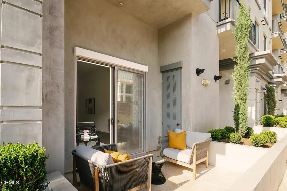 124 W Colorado Street #108 Glendale, CA 91204