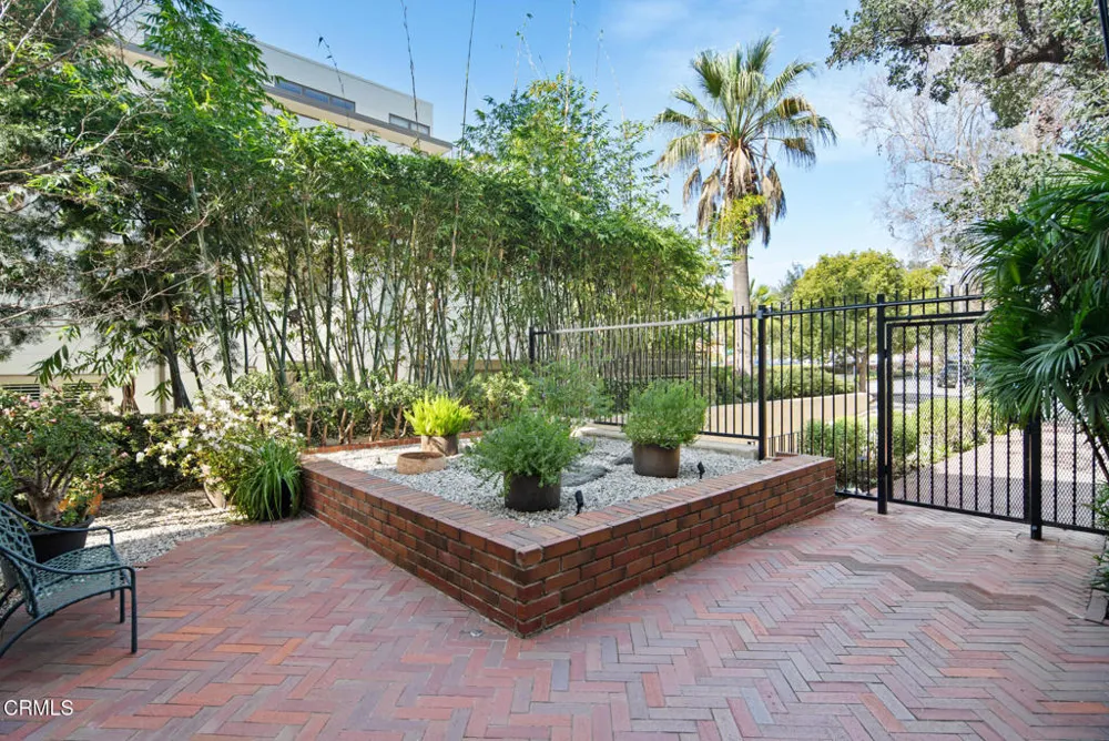 960 San Pasqual Street #210 Pasadena, CA 91106
