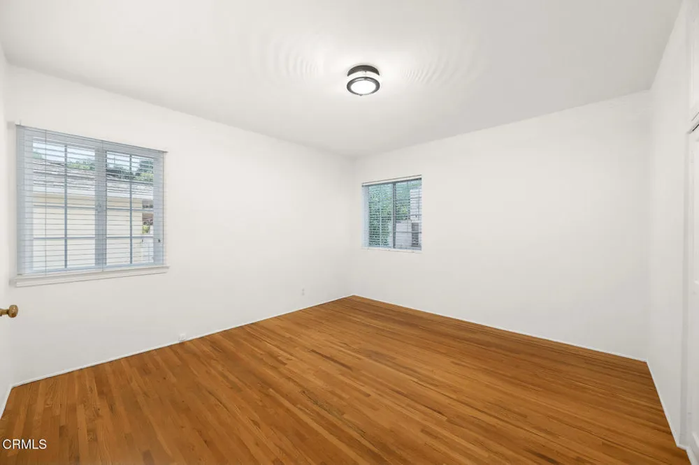 4541 Alveo La Canada Flintridge, CA 91011