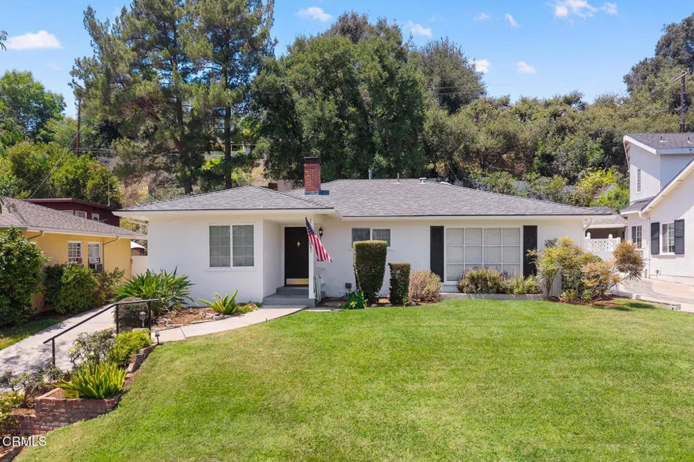 4541 Alveo La Canada Flintridge, CA 91011