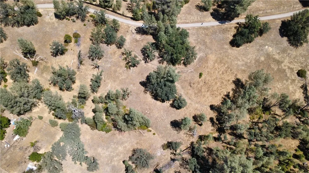 16615 Mallard Corning, CA 96021