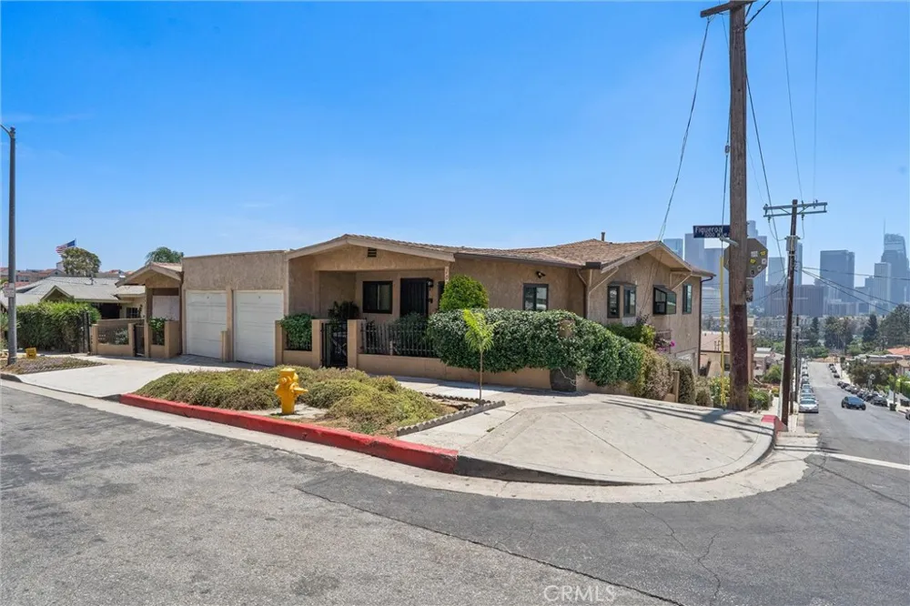 1024 Figueroa Terrace Los Angeles, CA 90012