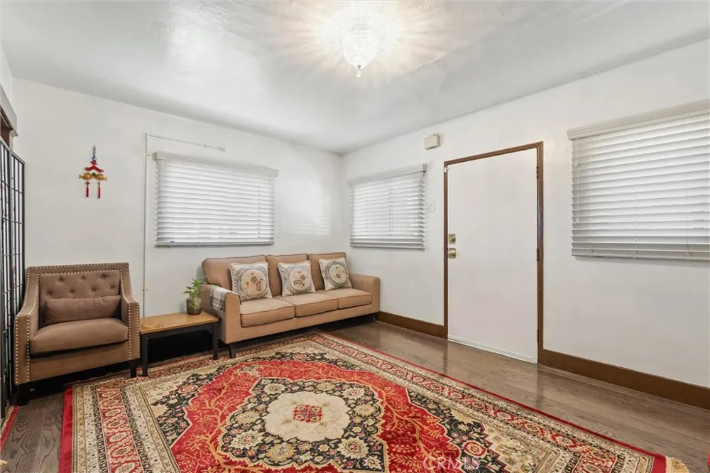 1024 Figueroa Terrace Los Angeles, CA 90012