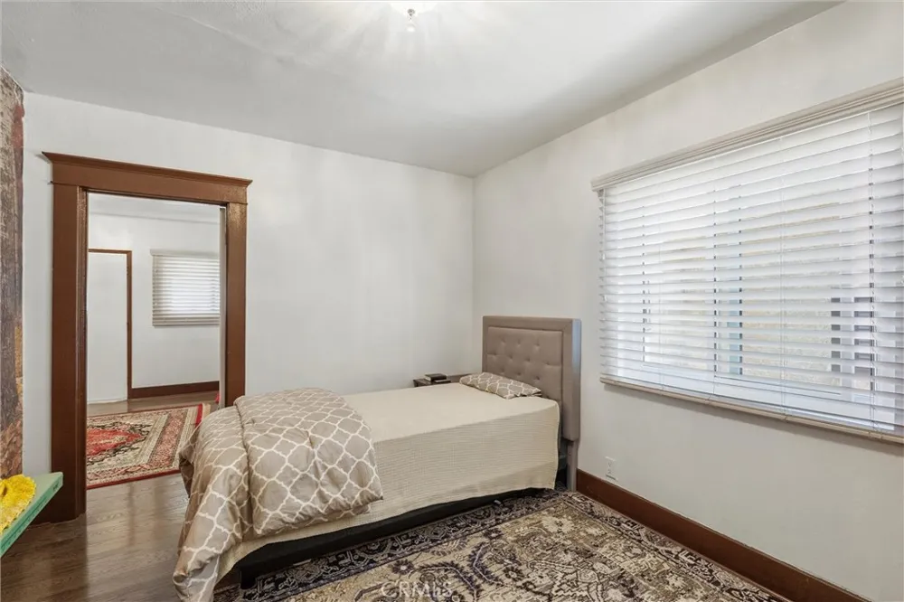 1024 Figueroa Terrace Los Angeles, CA 90012