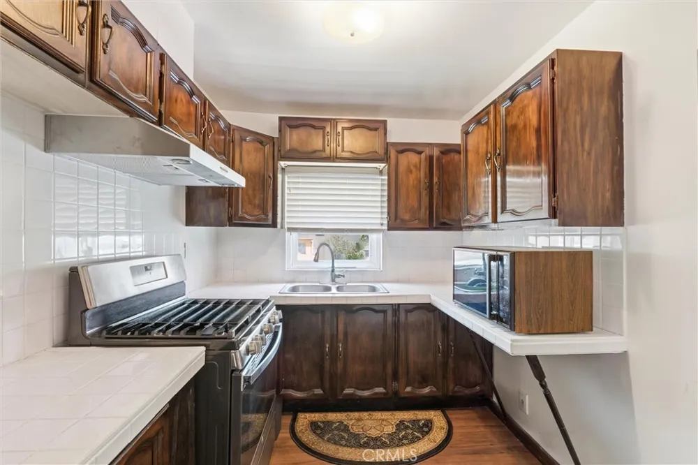 1024 Figueroa Terrace Los Angeles, CA 90012