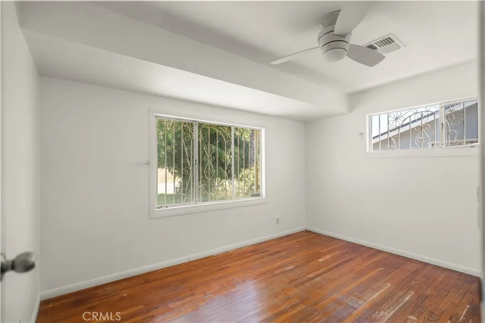 2804 Pomona Bakersfield, CA 93305
