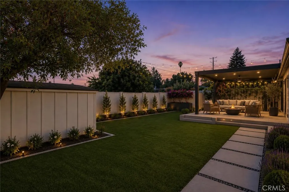 2804 Pomona Bakersfield, CA 93305