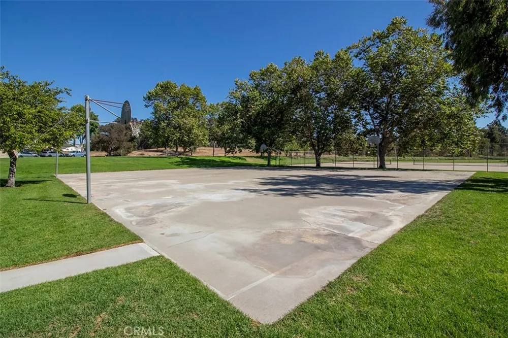 582 Northpoint Circle Santa Maria, CA 93455