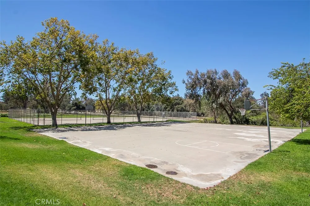 582 Northpoint Circle Santa Maria, CA 93455