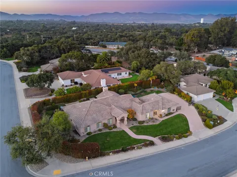 616 Misty Glen