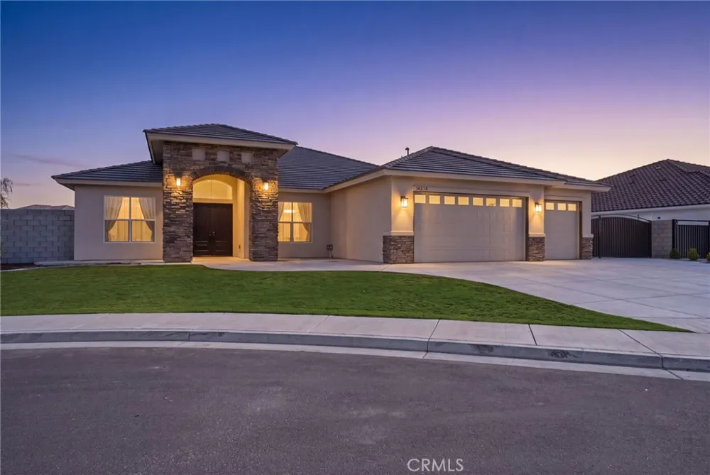 16513 Starview Court Bakersfield, CA 93314
