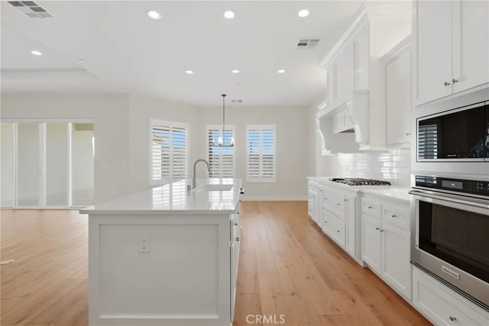 16513 Starview Court Bakersfield, CA 93314