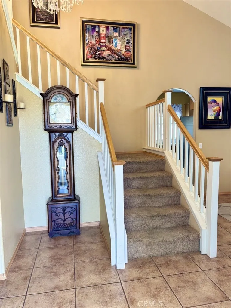 12236 Primavera Victorville, CA 92392