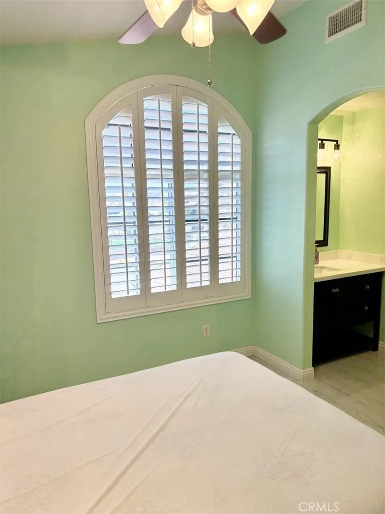 12236 Primavera Victorville, CA 92392
