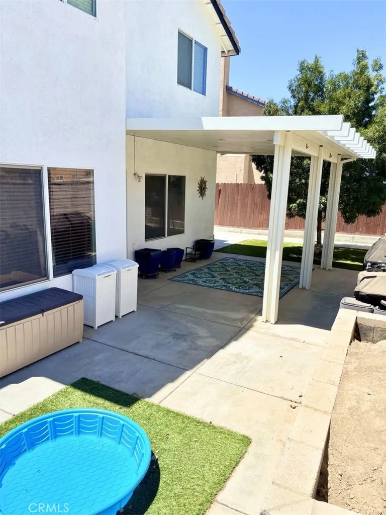12236 Primavera Victorville, CA 92392