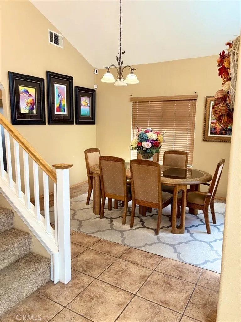 12236 Primavera Victorville, CA 92392