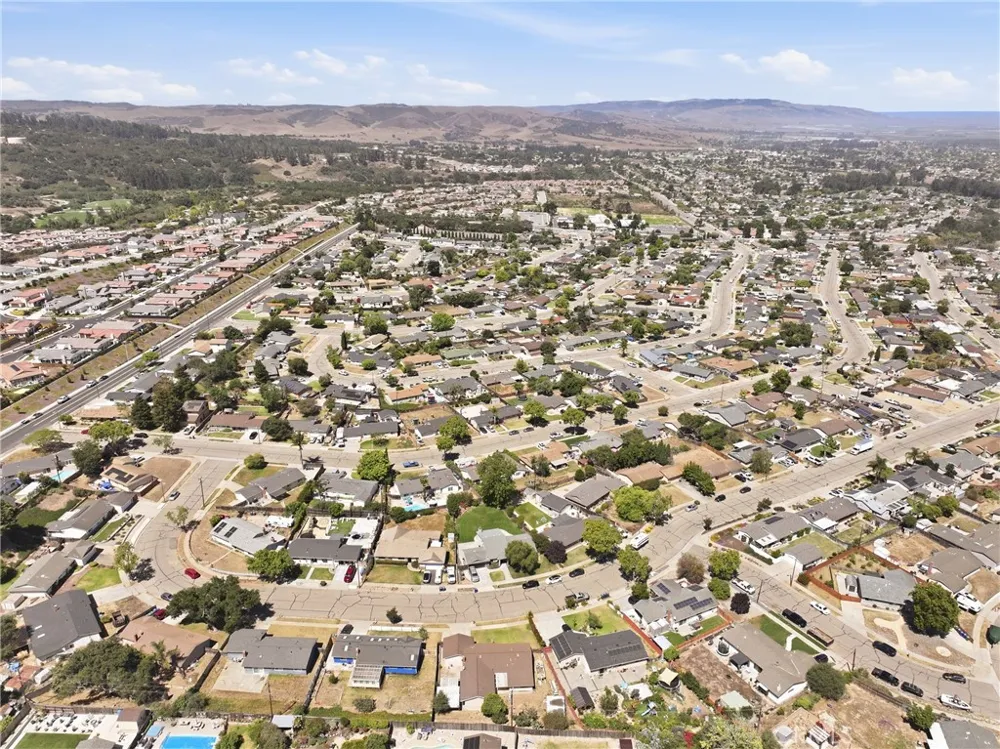 1355 Via Del Carmel Santa Maria, CA 93455