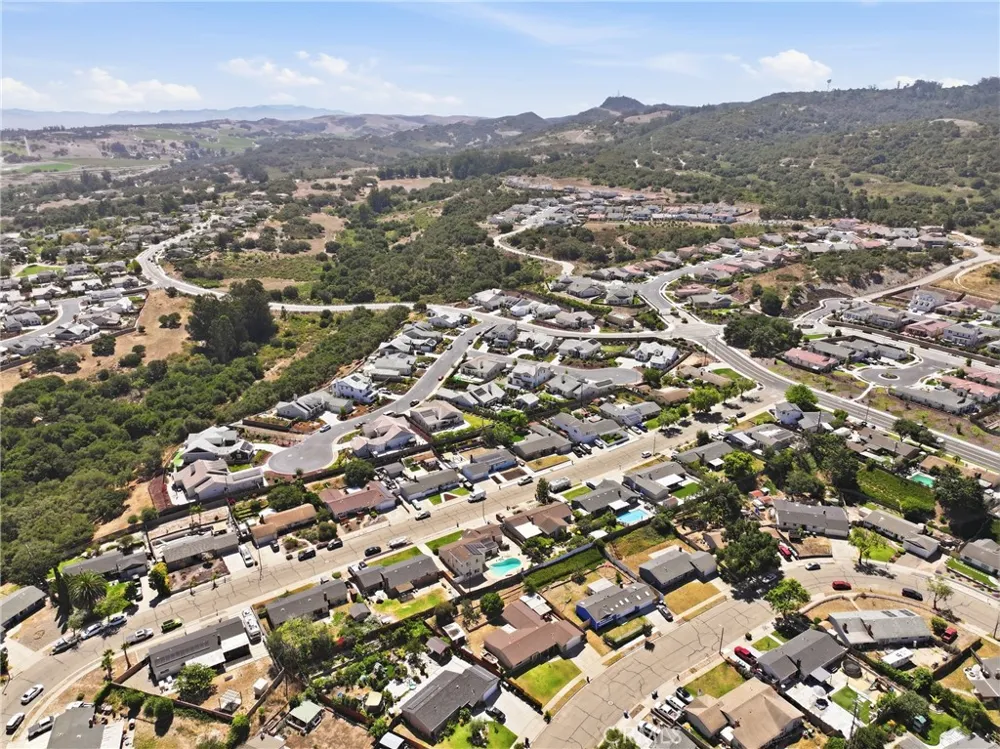 1355 Via Del Carmel Santa Maria, CA 93455