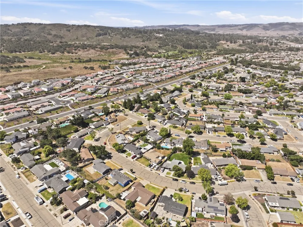 1355 Via Del Carmel Santa Maria, CA 93455