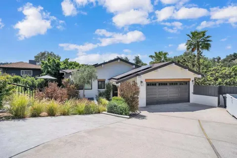 3550 Laketree Drive